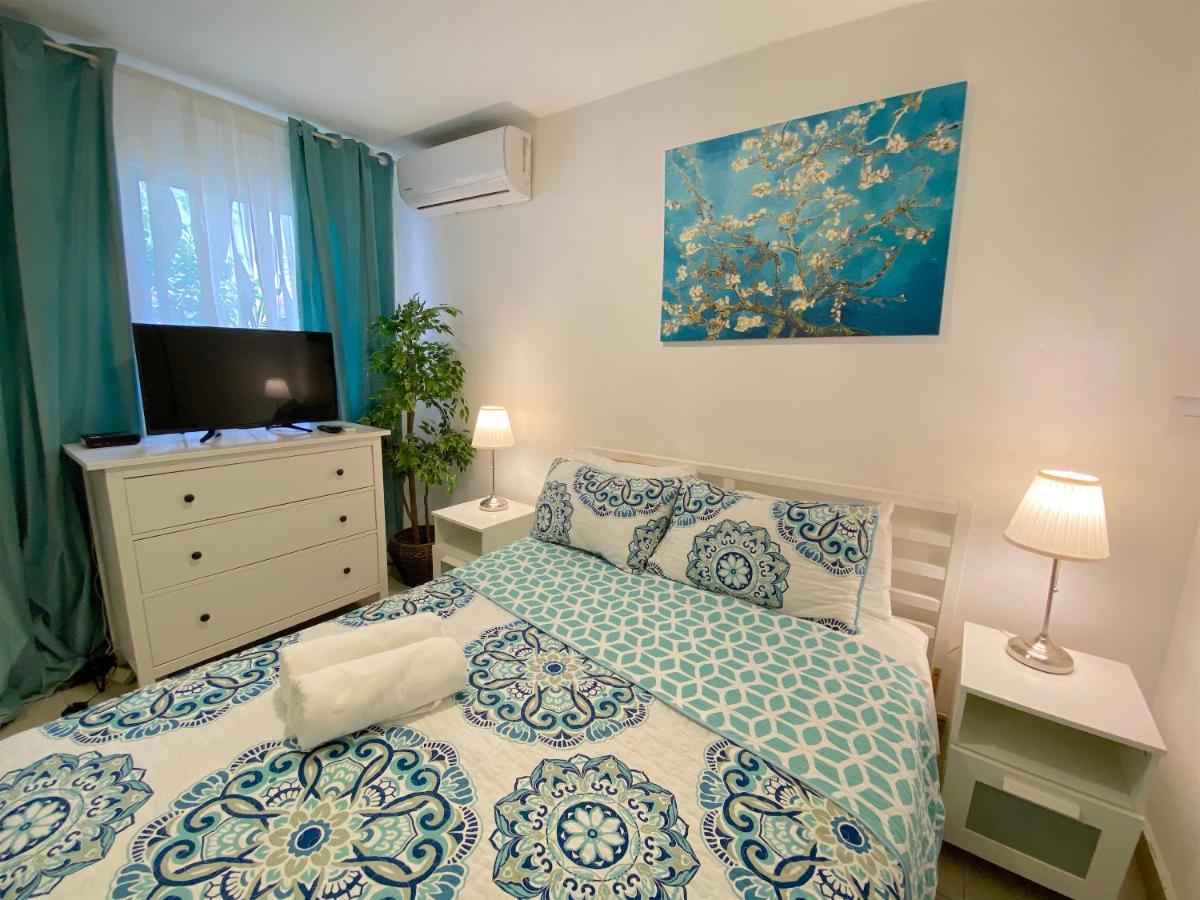 Los Corales Villas And Suites - Beach Club, Spa, Restaurants Punta Cana Eksteriør billede