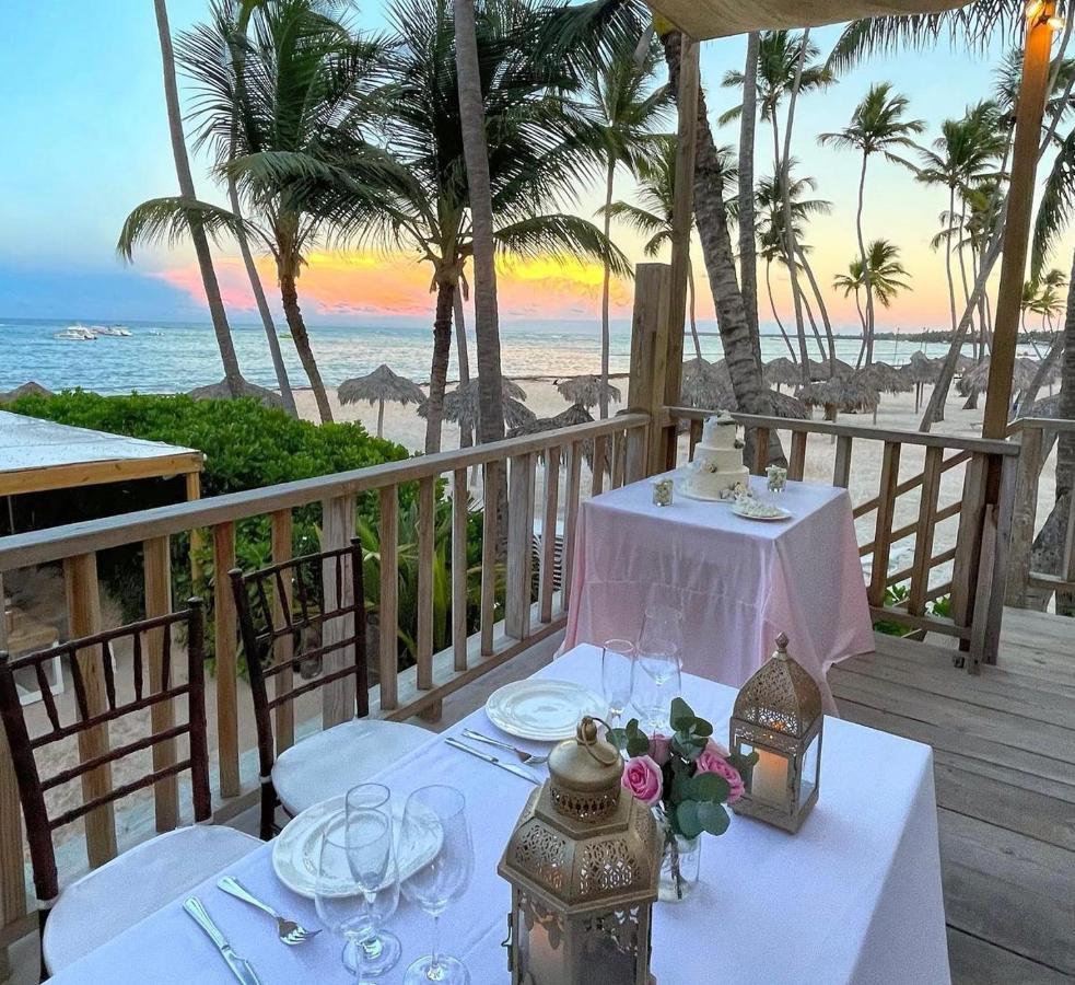 Los Corales Villas And Suites - Beach Club, Spa, Restaurants Punta Cana Eksteriør billede